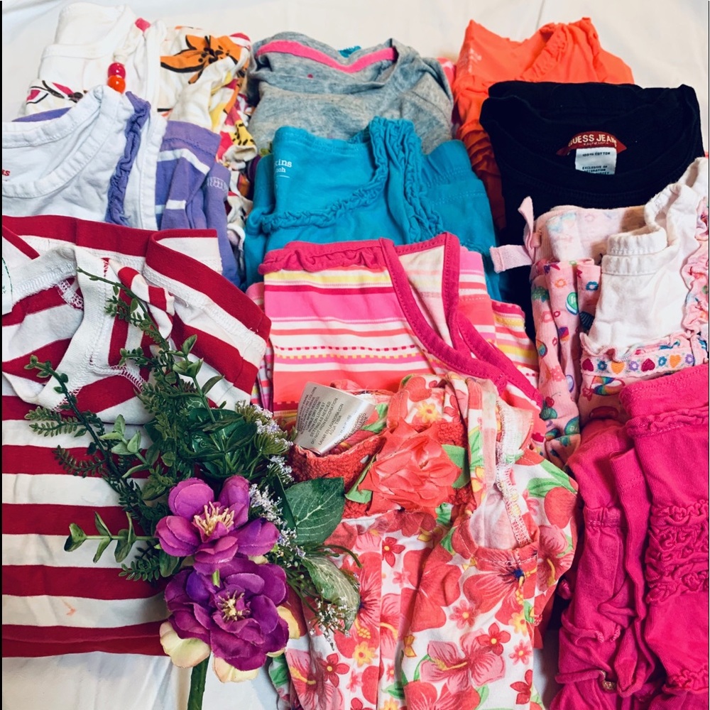 Toddler 11 Full Outfits 22 pieces total.